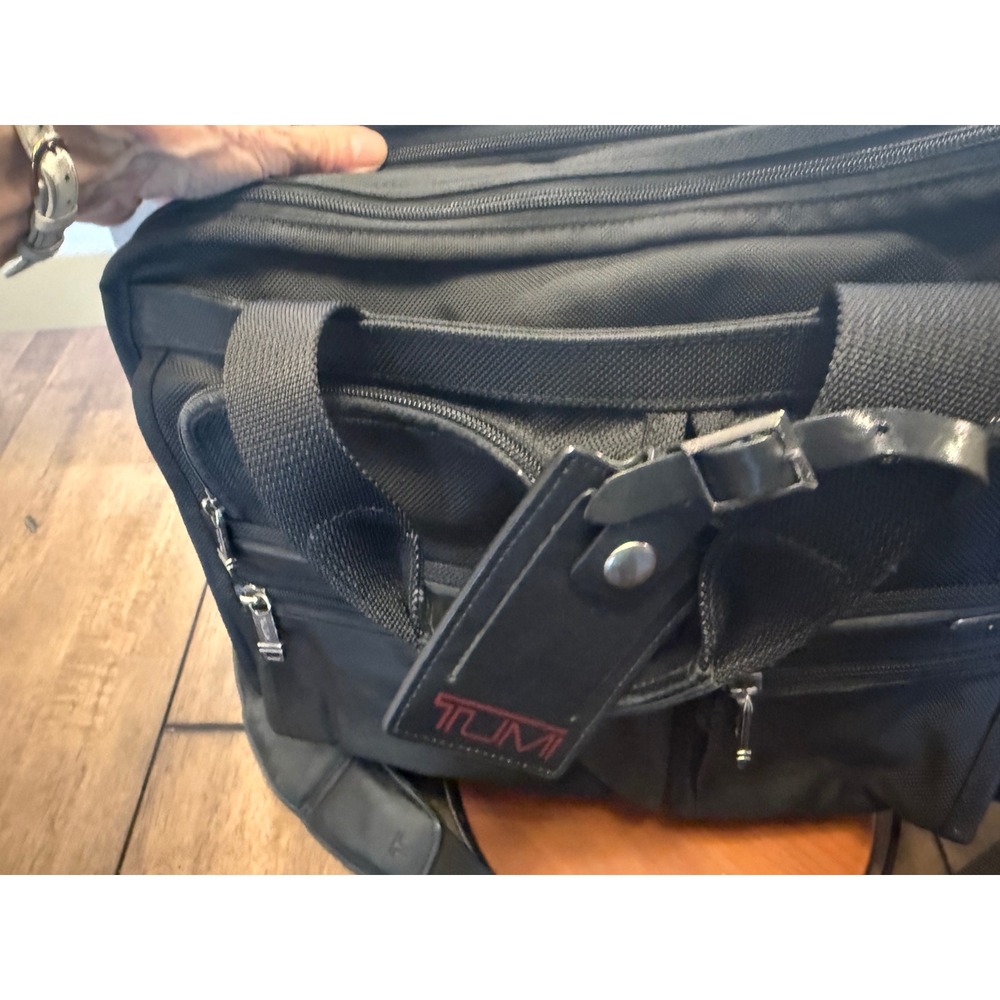 Tumi Alpha Black Ballistic Nylon Expandable Briefcase Laptop Bag Travel Office - Picture 7 of 13